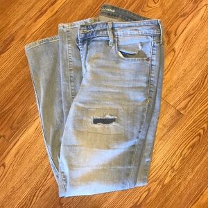 Mid-Rise Old Navy Rockstar Jeans Size 10